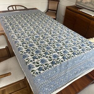 Cotton Floral Blue and White Tablecoth